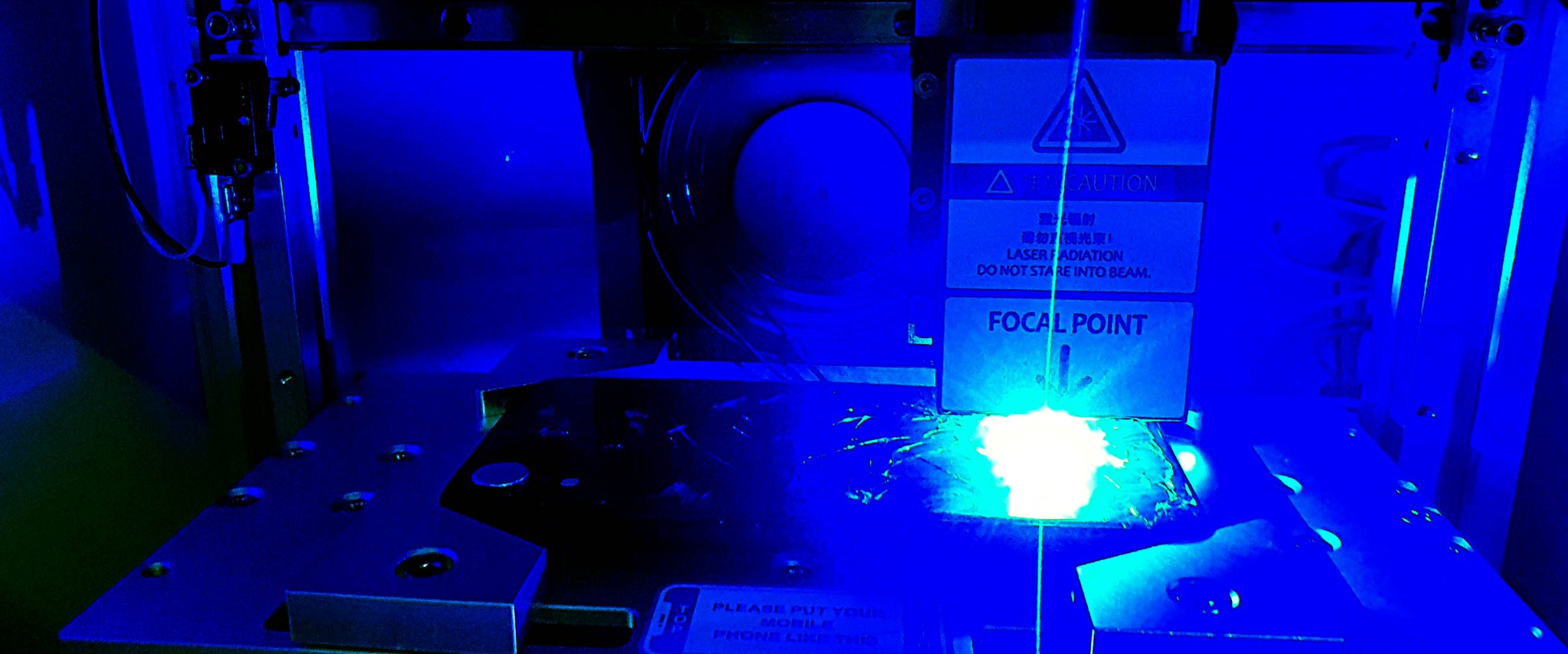 Laserowa wymiana tylnej klapki w serwisie telefonów Łódź